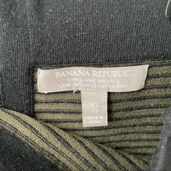 Merino Wool knit stretchy mini skirt - Picture 4 of 4